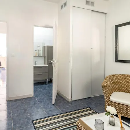 Fener De Baix 781 Con Terraza Жирона