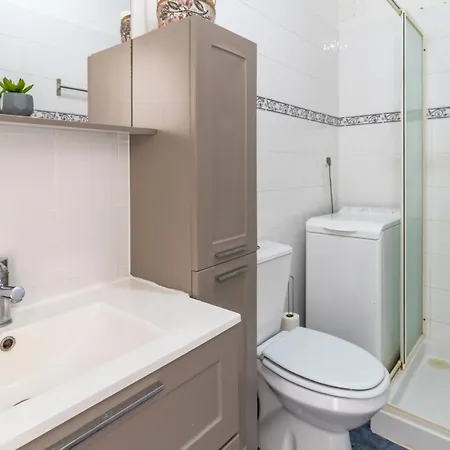 Fener De Baix 781 Con Terraza * Жирона